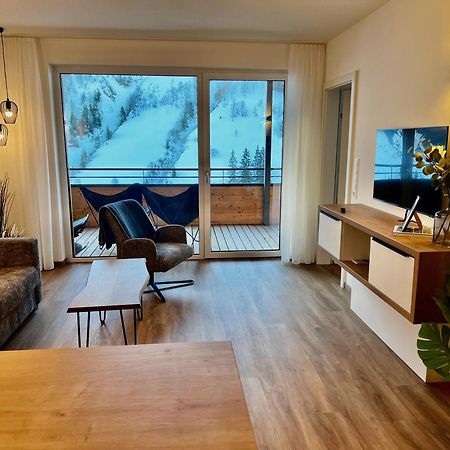 Апартаменты Alpenstolz Damuels Haus 2 - Stilvoll Urlauben In Den Bergen Экстерьер фото